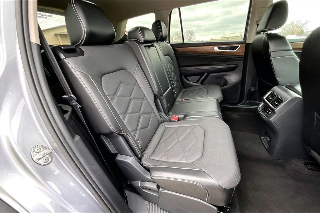 2024 Volkswagen Atlas 2.0T SE w/Technology