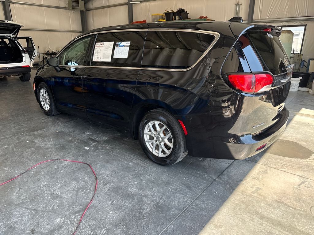 2017 Chrysler Pacifica Touring
