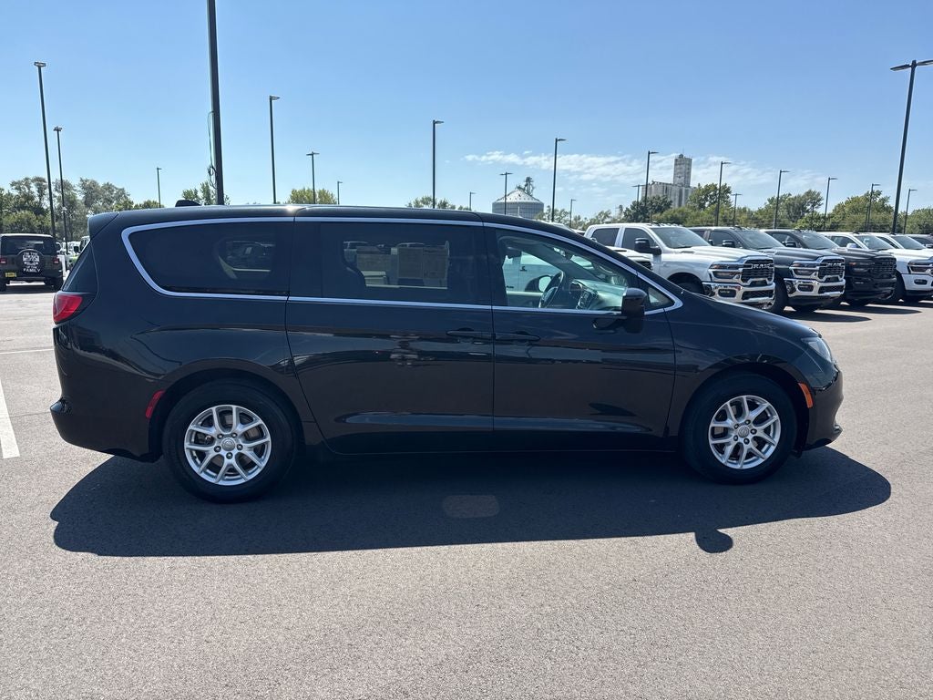 2017 Chrysler Pacifica Touring