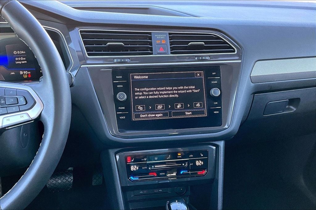 2024 Volkswagen Tiguan 2.0T SE
