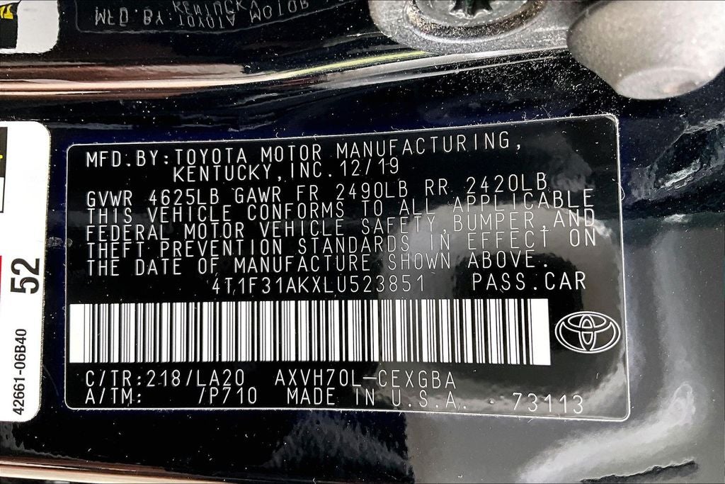 2020 Toyota Camry Hybrid XLE