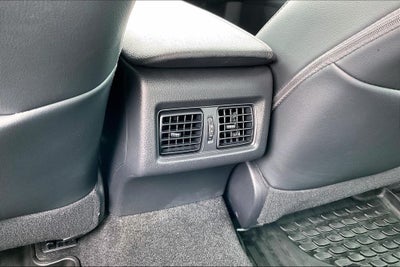 2020 Toyota Camry Hybrid XLE