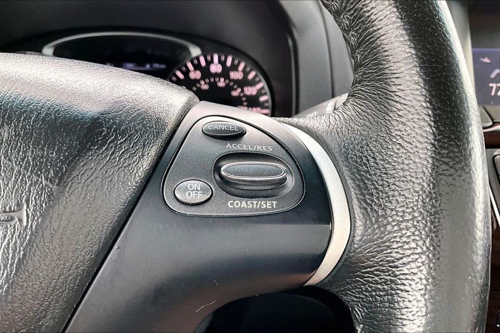 2015 Nissan Pathfinder Platinum
