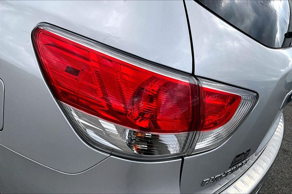 2015 Nissan Pathfinder Platinum
