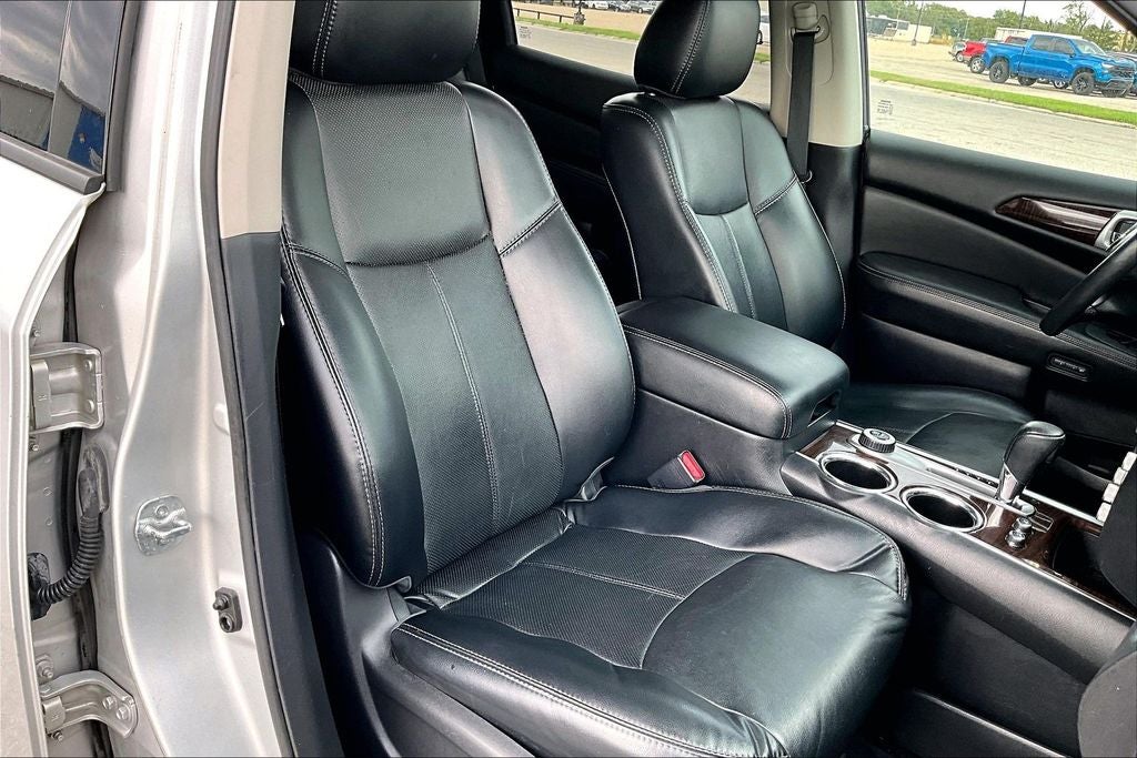 2015 Nissan Pathfinder Platinum