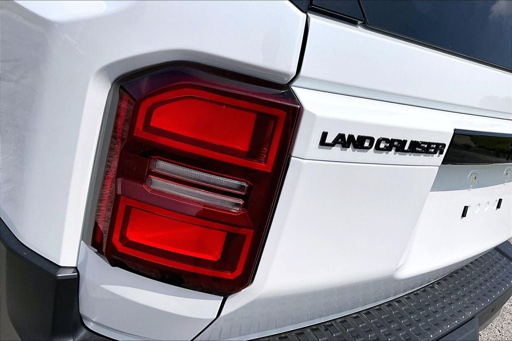 2025 Toyota Land Cruiser Base