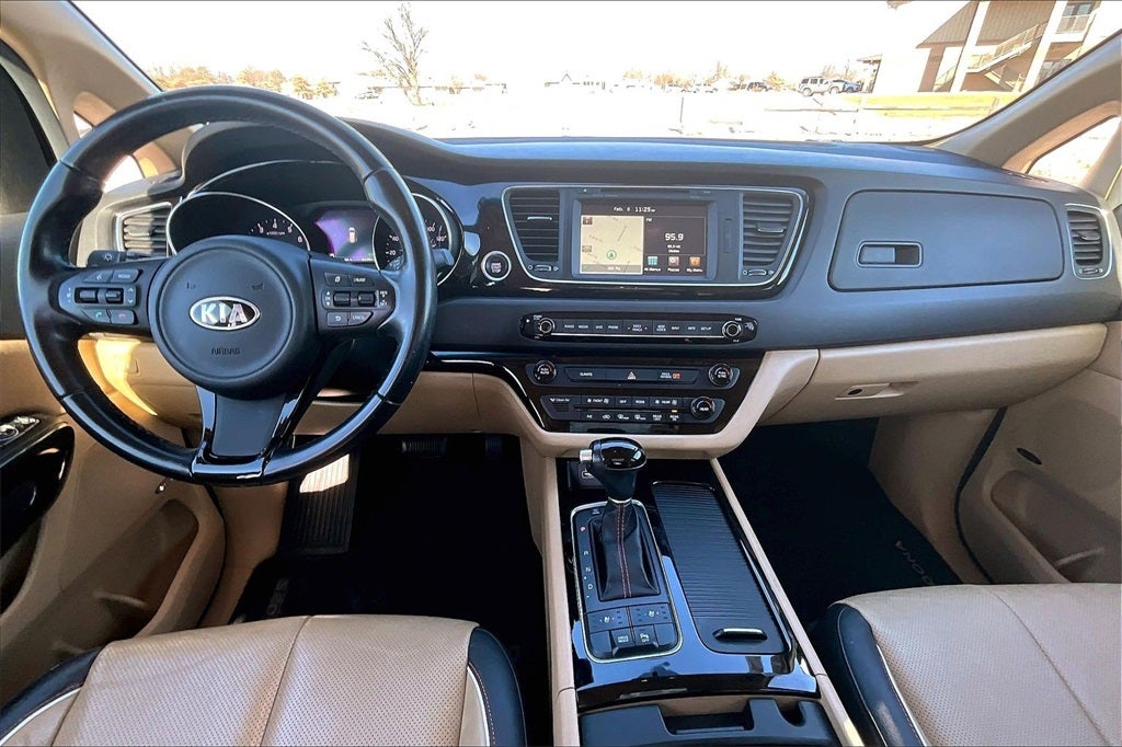 2015 Kia Sedona SX