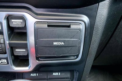 2019 Jeep Wrangler Sahara