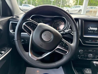 2022 Jeep Cherokee Latitude Lux