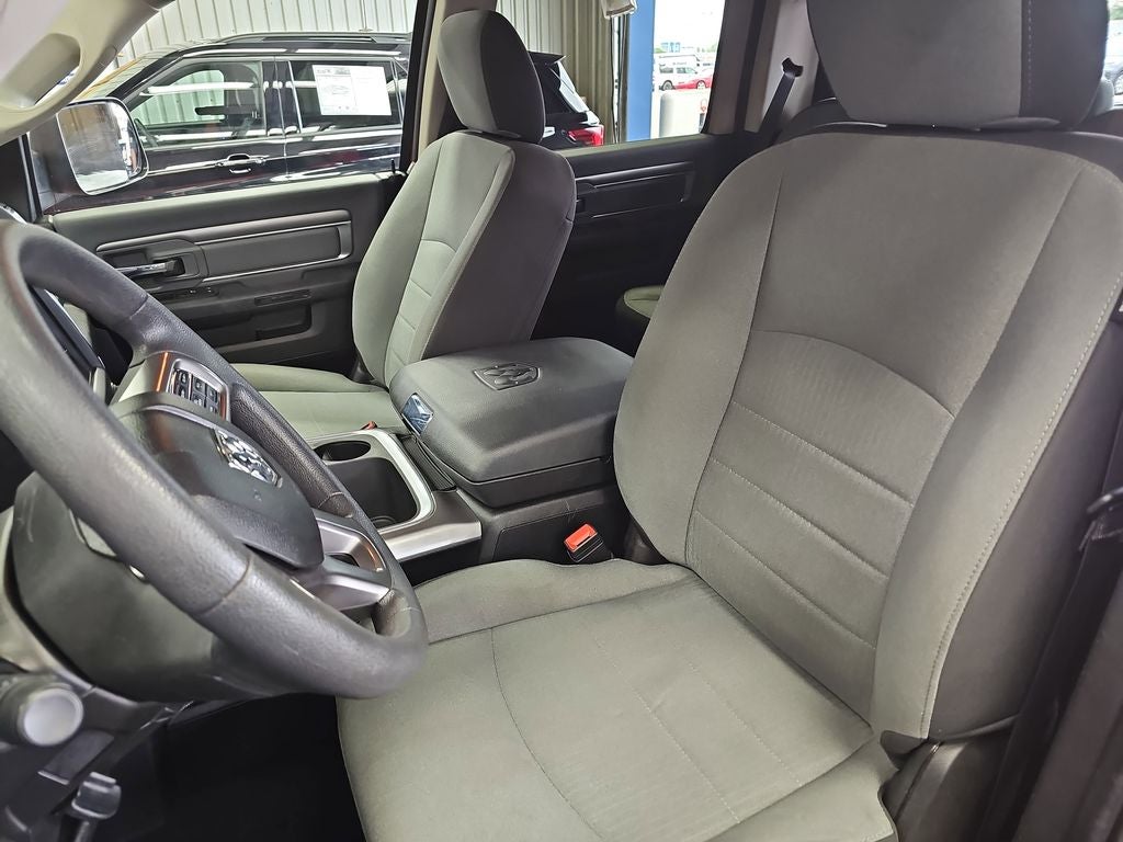 2023 RAM 1500 SLT