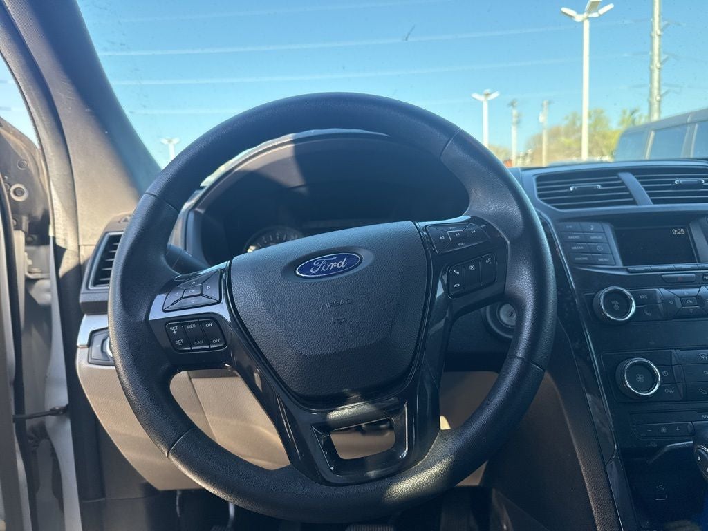 2018 Ford Explorer Base