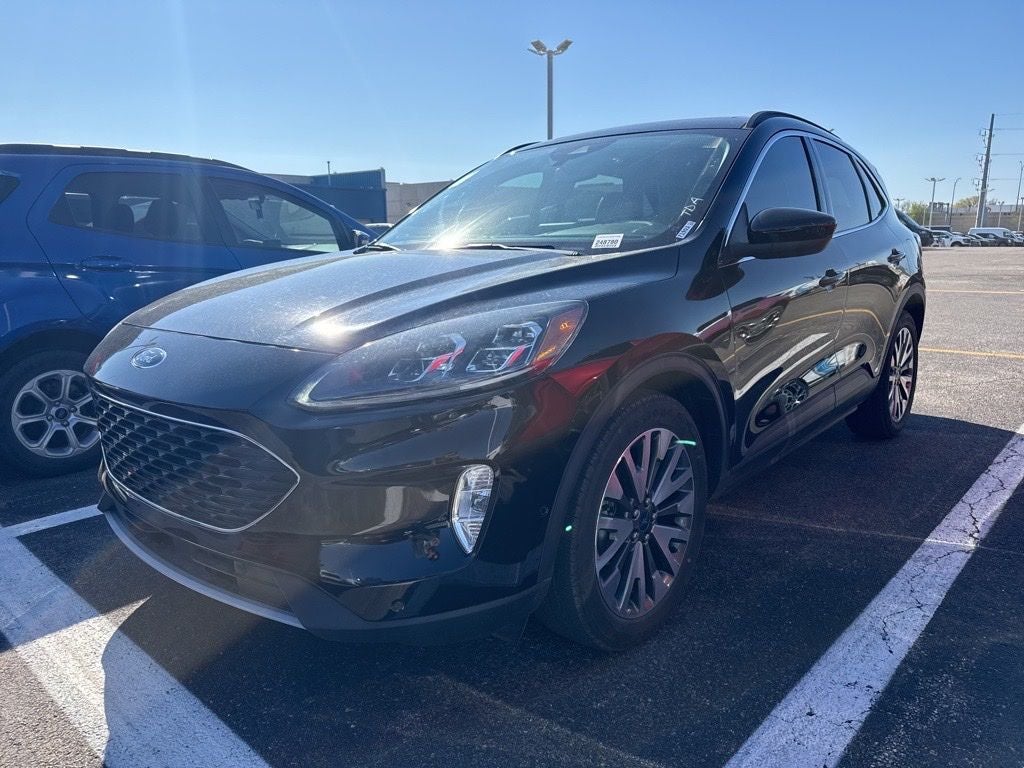 2021 Ford Escape Hybrid Titanium