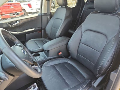 2020 Ford Escape Hybrid Titanium