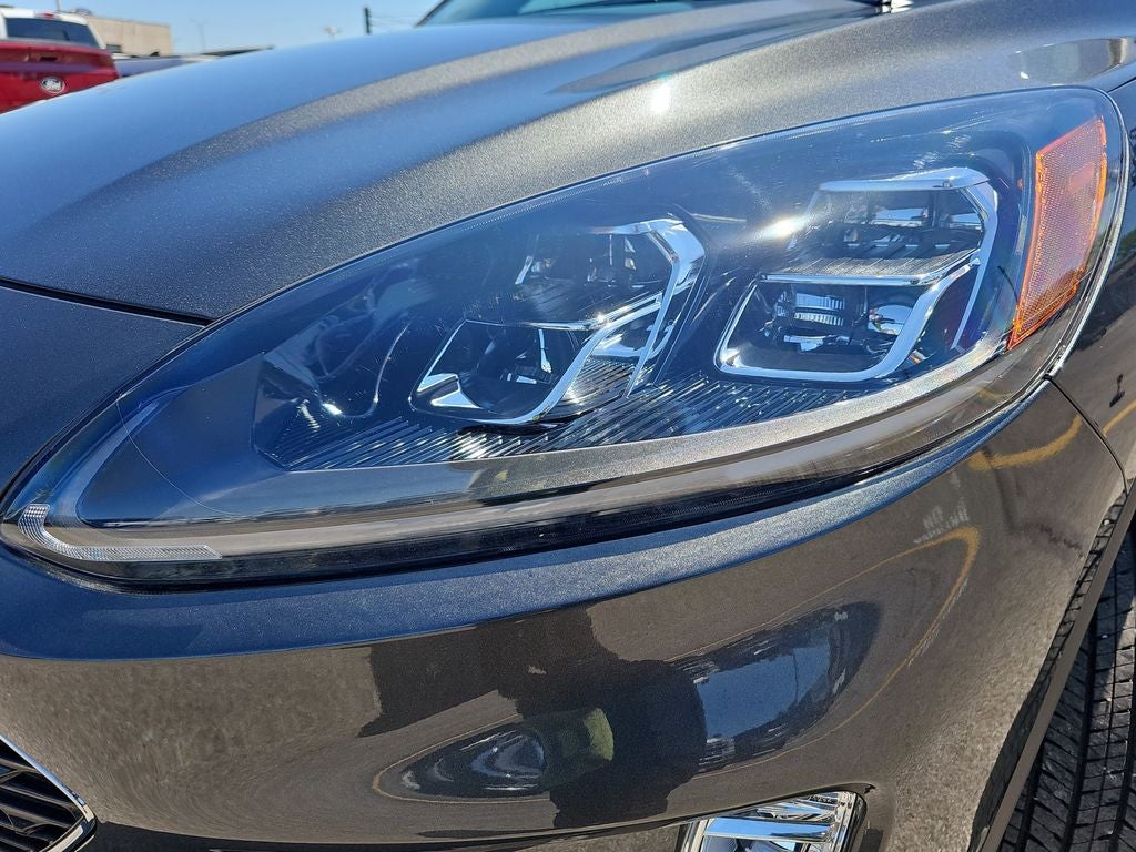 2020 Ford Escape Hybrid Titanium