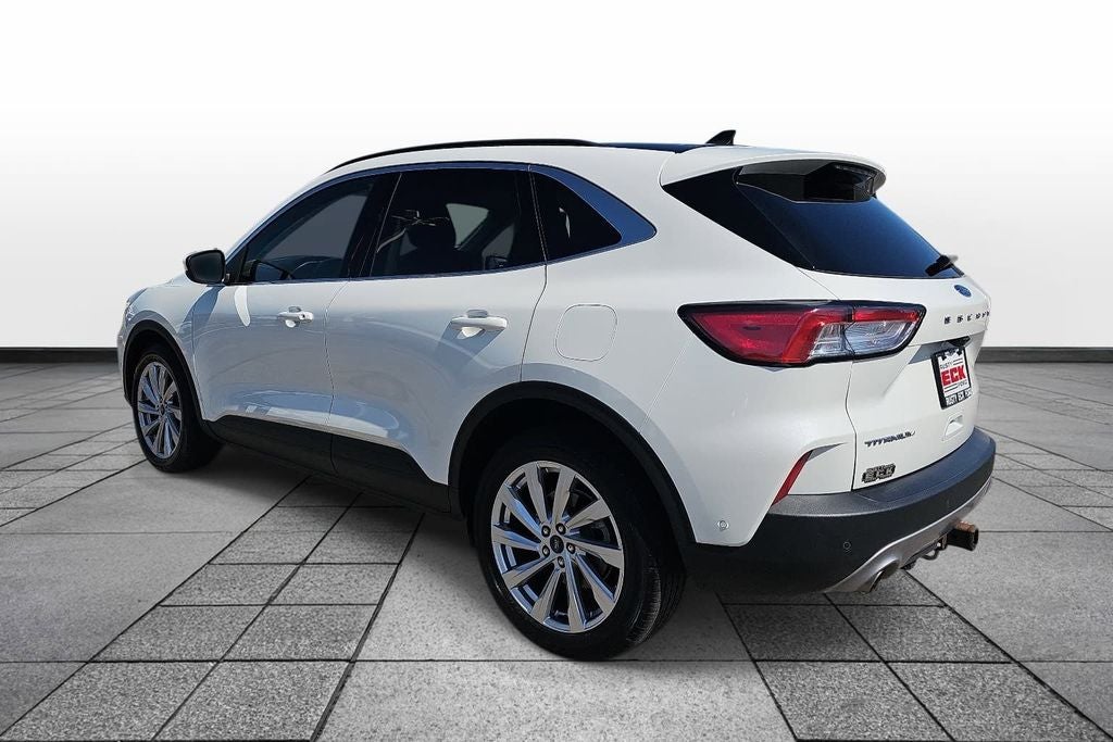 2022 Ford Escape Titanium