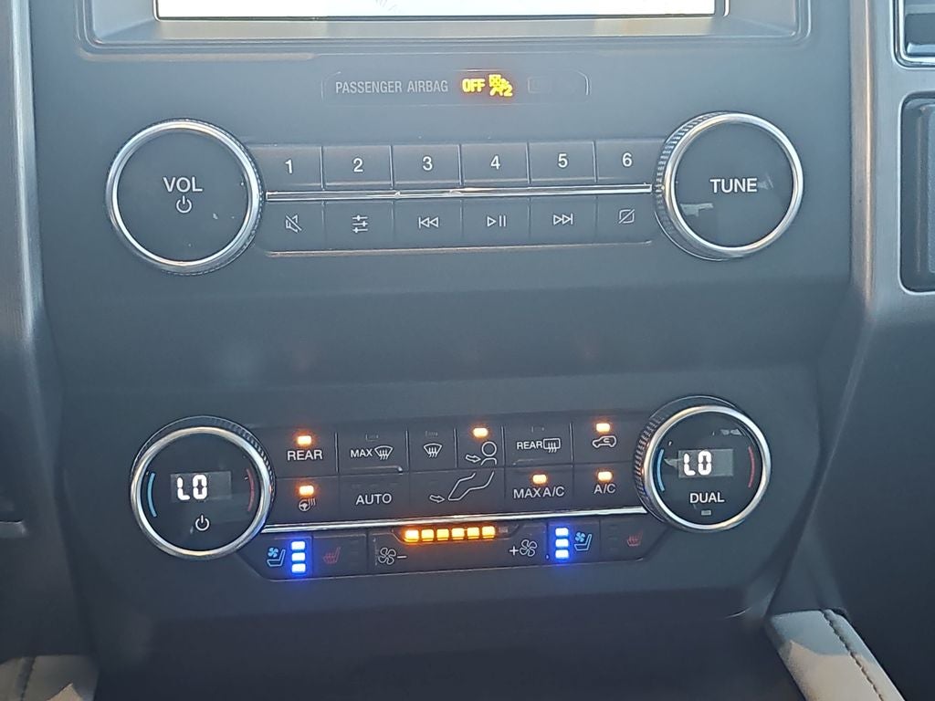 2021 Ford Expedition MAX Platinum