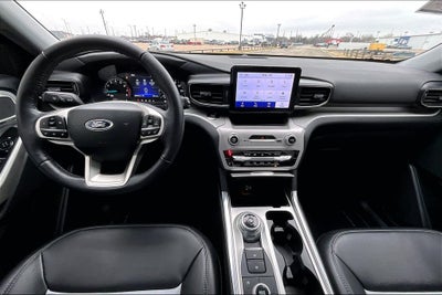 2024 Ford Explorer XLT