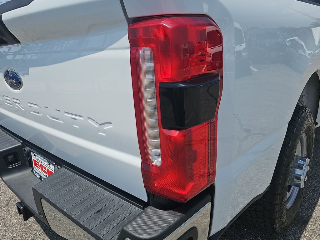 2023 Ford F-350 XL
