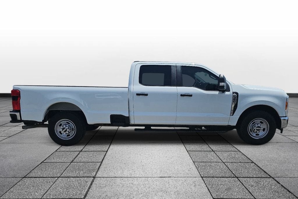 2023 Ford F-350 XL