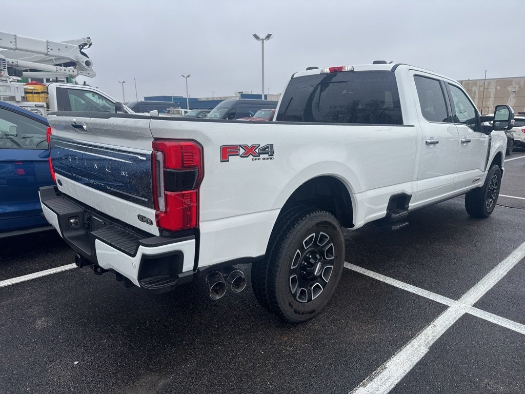 2024 Ford F-350SD Platinum