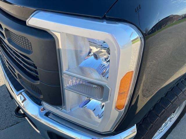 2023 Ford F-350 XL