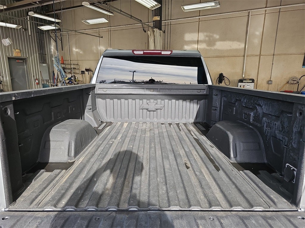 2023 Chevrolet Silverado LT