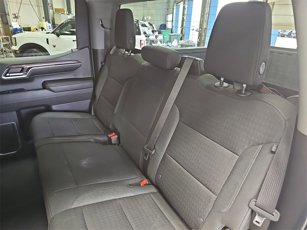 2023 Chevrolet Silverado LT