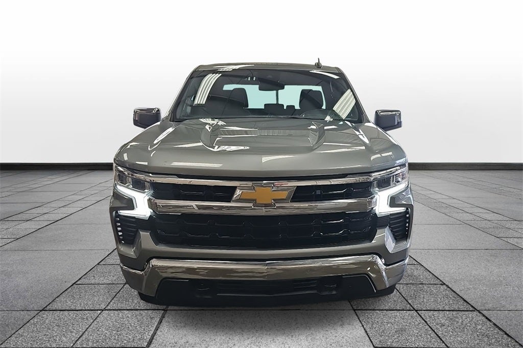 2023 Chevrolet Silverado LT