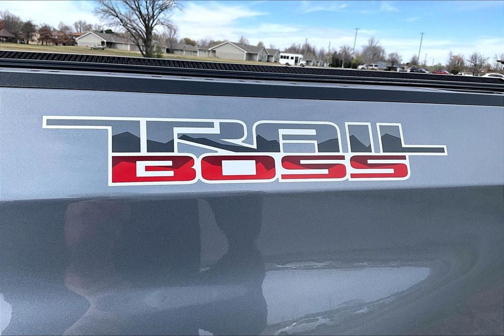 2021 Chevrolet Silverado Custom Trail Boss