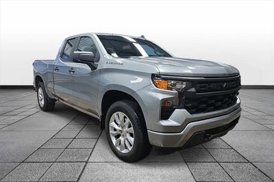 2025 Chevrolet Silverado Custom