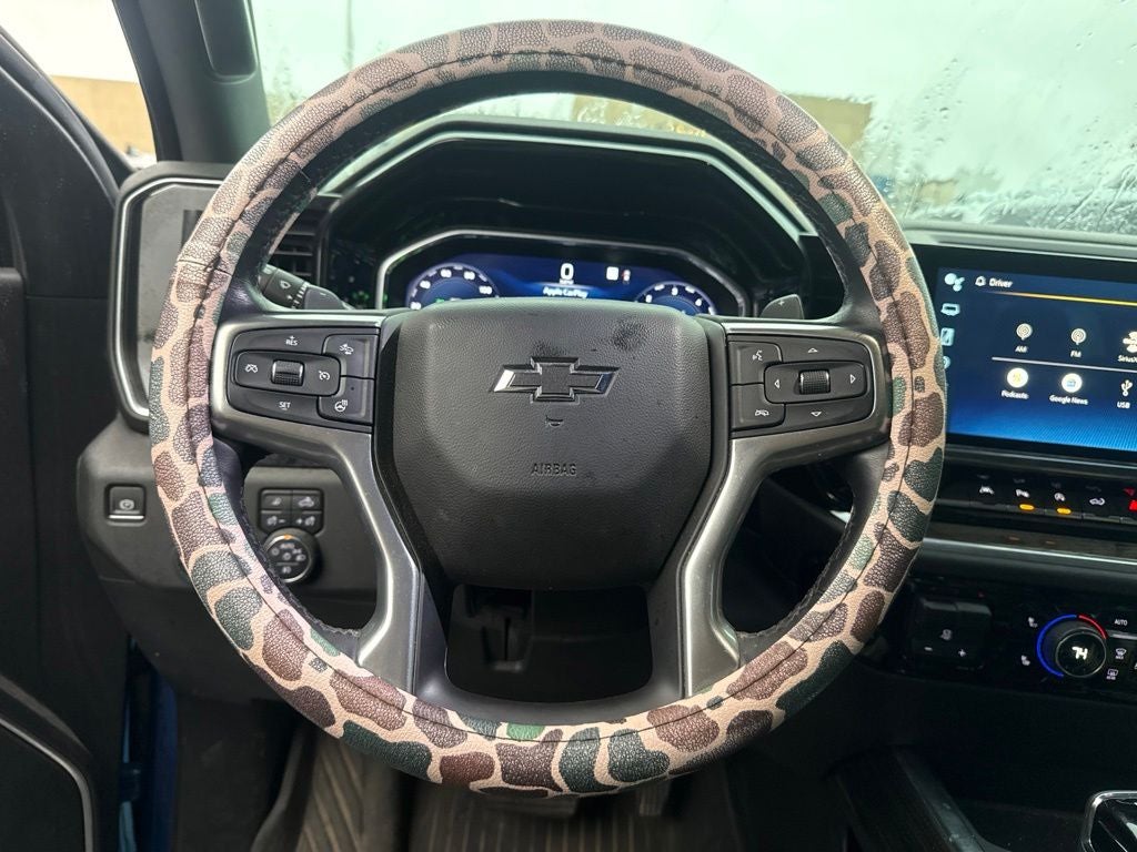 2022 Chevrolet Silverado RST