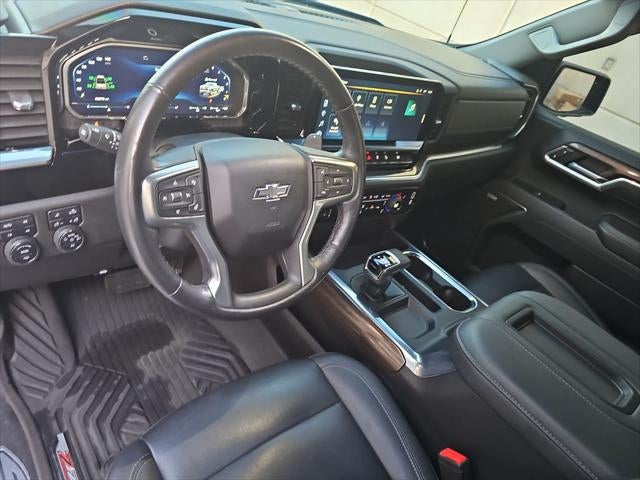 2022 Chevrolet Silverado RST