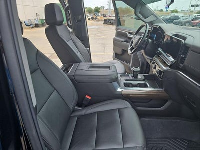 2022 Chevrolet Silverado RST