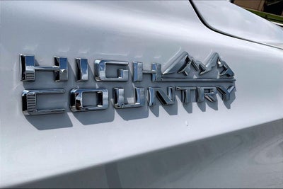 2023 Chevrolet Suburban High Country