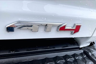 2023 GMC Canyon AT4