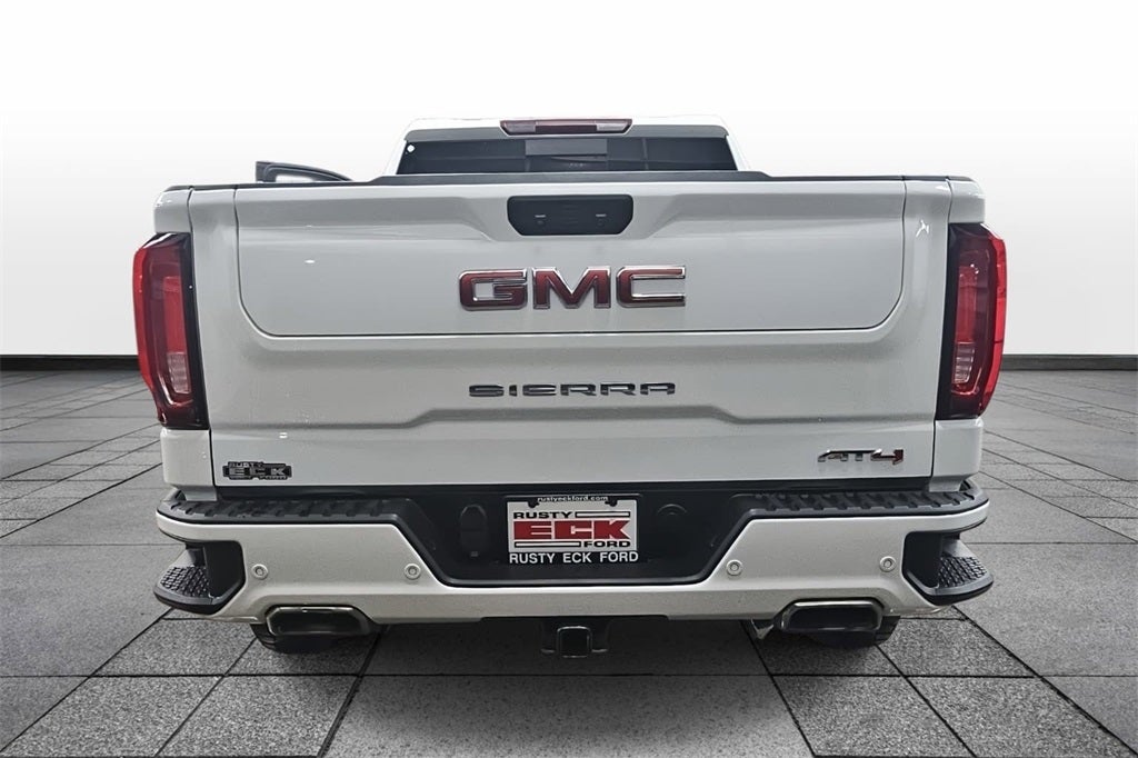 2022 GMC Sierra Limited AT4