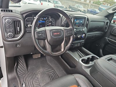 2022 GMC Sierra Limited AT4