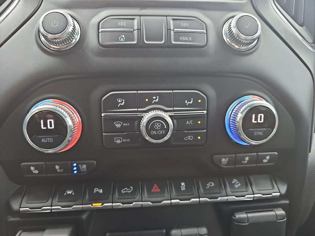 2022 GMC Sierra Limited AT4