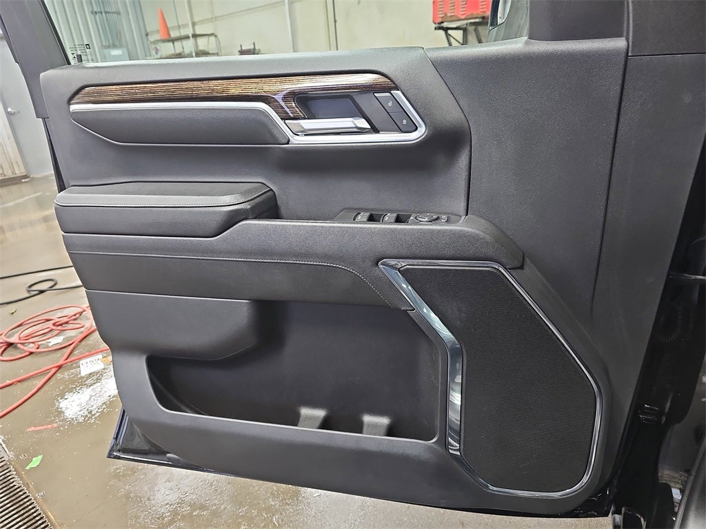 2023 GMC Sierra Elevation