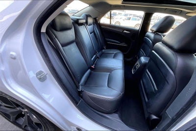 2022 Chrysler 300 Touring