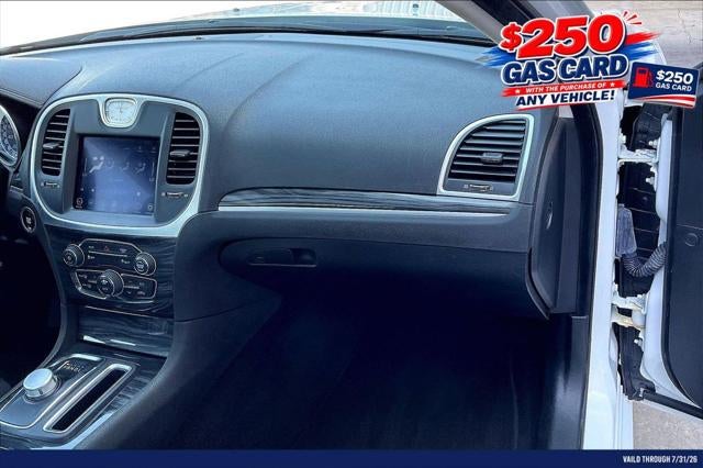 2022 Chrysler 300 Touring