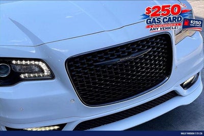 2022 Chrysler 300 Touring