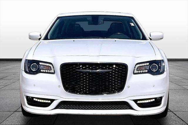 2022 Chrysler 300 Touring