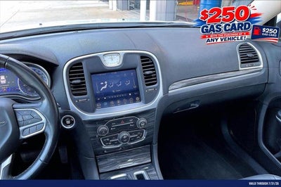 2022 Chrysler 300 Touring