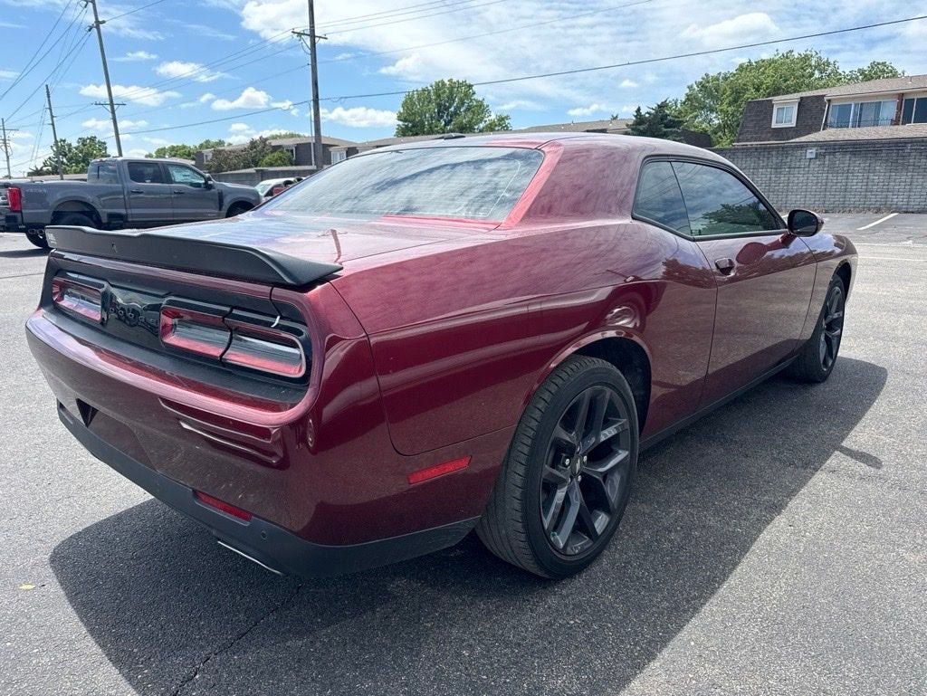 2022 Dodge Challenger SXT
