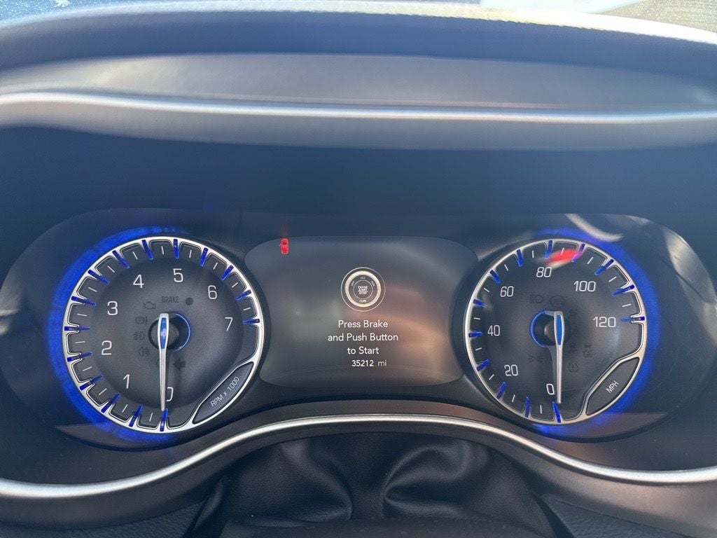 2024 Chrysler Pacifica Touring L