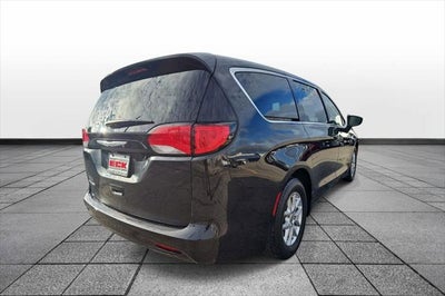 2024 Chrysler Voyager LX