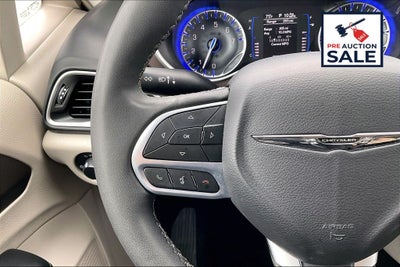 2023 Chrysler Voyager LX