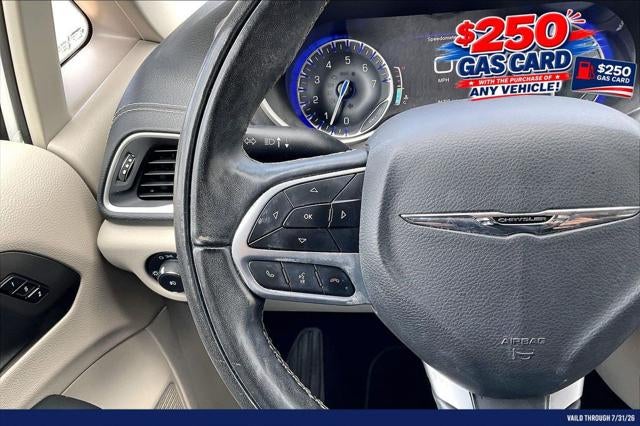 2022 Chrysler Pacifica Touring L