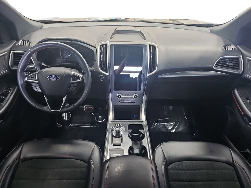 2022 Ford Edge ST Line